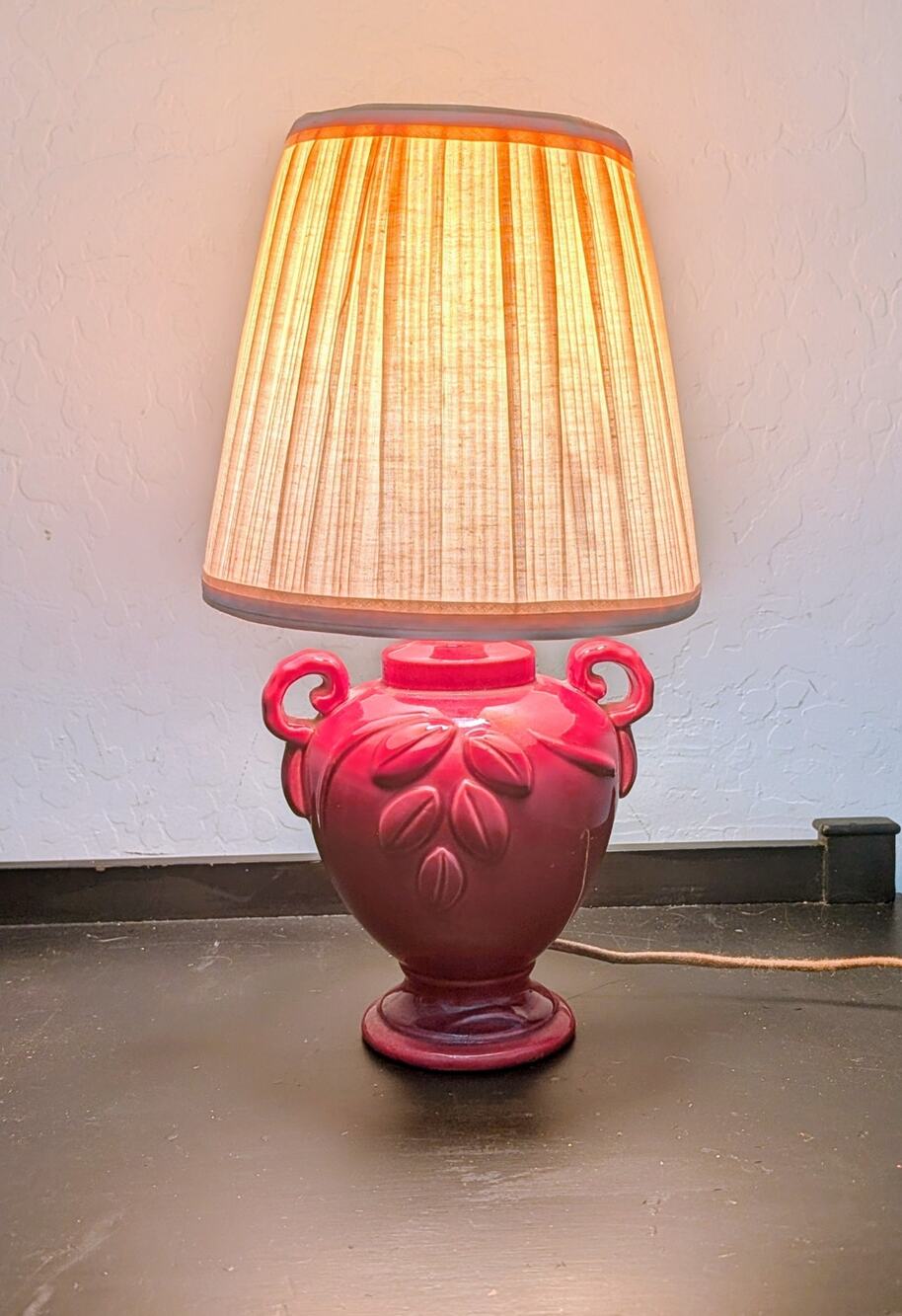 Pottery Boudoir Lamp Burgundy Berry 9.5" Antique McCoy or Roseville ? 1930's